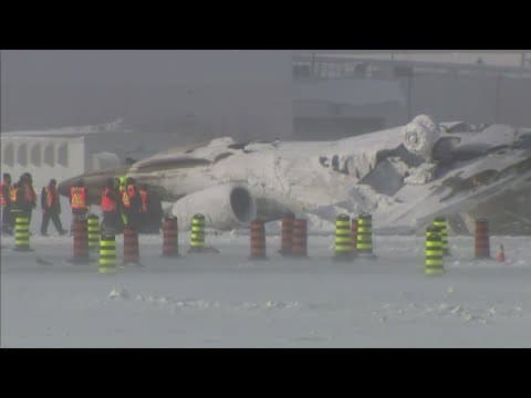 Toronto plane crash: Investigators say lab analyzing black box