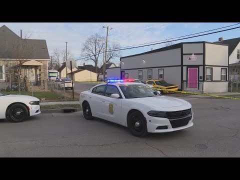 Police shoot and kill man armed with machete