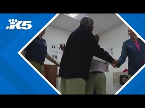 Everett's new Maritime Institute graduates first class