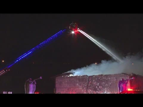 Commercial building destroyed by overnight fire in St. Paul