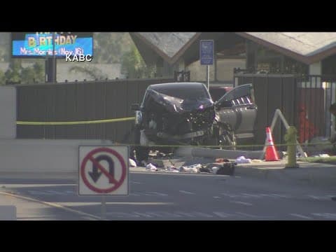 22 Los Angeles County sheriff's recruits hit by vehicle during run