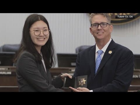 Teenaged girl becomes they youngest person to pass the state bar