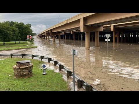 Dallas, Texas flash flooding: High water along White Rock Creek
