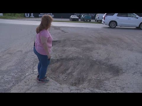 Montgomery County residents frustrated with dangerous potholes near railroad crossing