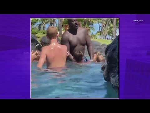 Shaq plays with kids in pool during vacation in Hawaii