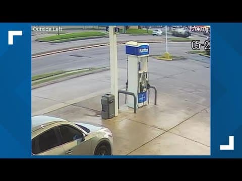Video shows impact of deadly wreck involving chase suspect