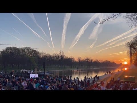 Thousands celebrate Easter Sunday at Sunrise Service at Lincoln Memorial