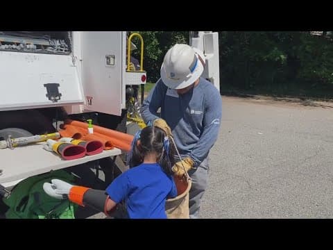 Big truck day at Floris Elementary | Get Uplifted