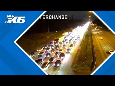 Fatal collision blocking multiple lanes on I-5 in Federal Way