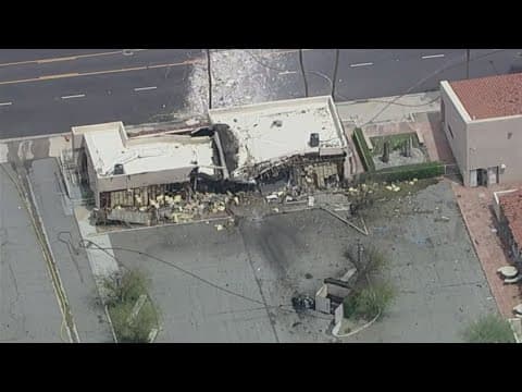 Police and firefighters respond to an explosion in Palm Springs, California | Raw Video
