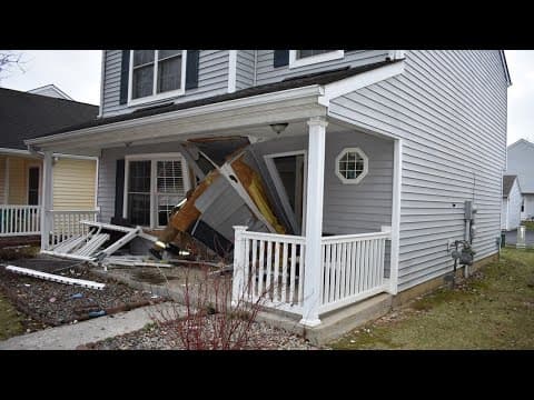 15-year-old crashes stolen vehicle into southeast Columbus