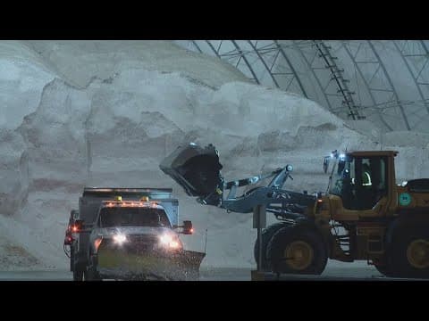 Columbus Mayor Ginther provides update on snow removal efforts in the city