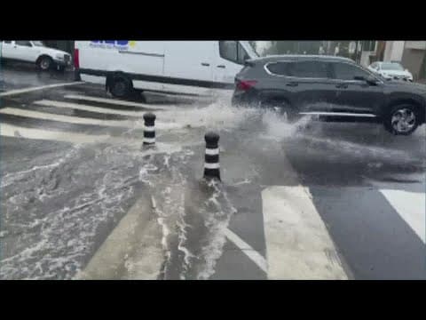 Rain soaks roads, winds take out powerlines in San Diego