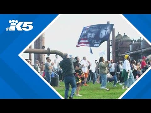 Worship rally in Seattle sparks controversy
