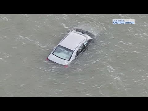 Houston deputy shot and killed, suspect drives into the ocean in Galveston