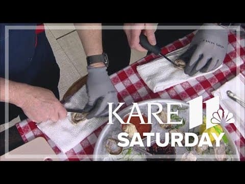 Smack Shack offers oyster shucking classes