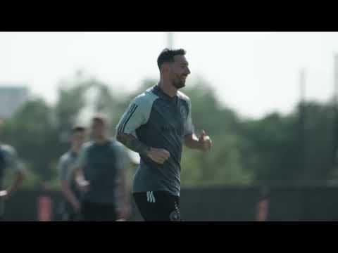 Lionel Messi fined for grabbing neck of an opposition coach