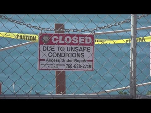 Beacon's Beach access trail off limits over active landslide