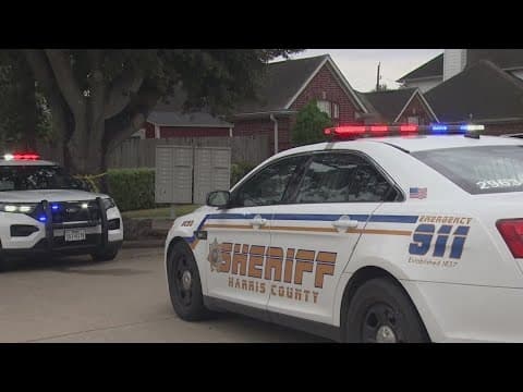 How to protect yourself from scammers pretending to be law enforcement