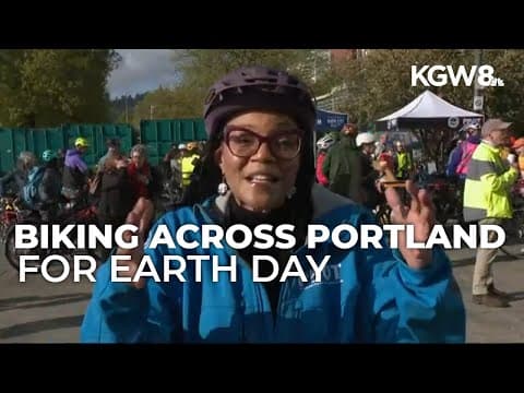 Portland celebrates Earth Day with 'bike bus'