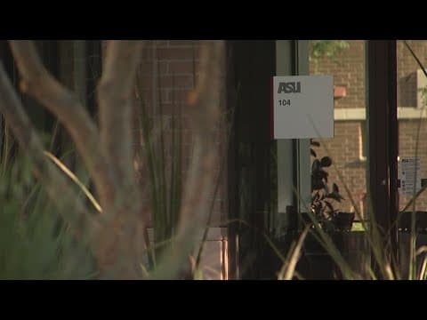 14-year-old graduates from college