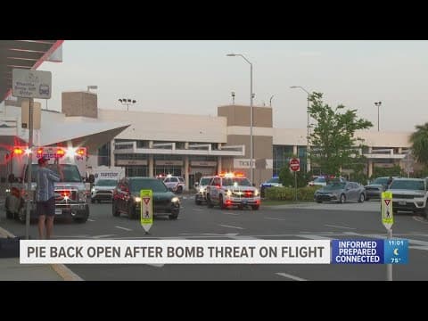 Bomb threat at St. Pete-Clearwater airport forces passengers to evacuate plane