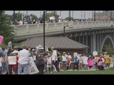 Indivisible Knoxville organizes Labor Day protests against ICE