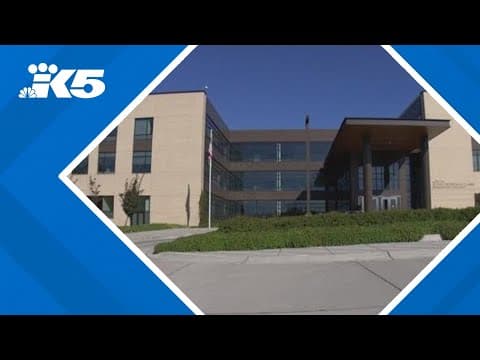 Teen boy arrested after attempted robbery at Seattle middle school mistakenly released from custody