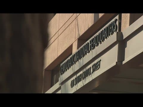 Demonstrator returns to confront congressman after ceasefire protest outside DNC headquarters