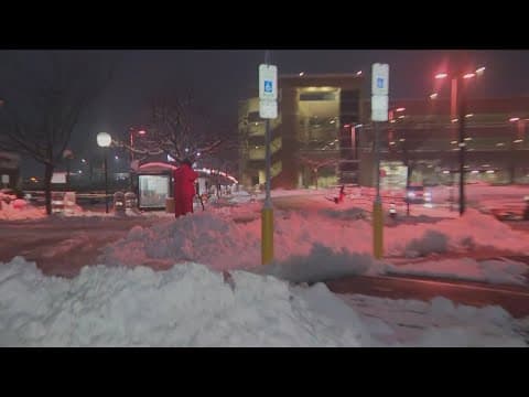 Snowfall in Fairfax | Officials say be careful on the roads