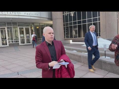 Former U.S. Energy Dept. official accused of stealing luggage at MSP