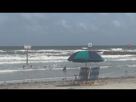 Man dead after getting caught in rip current while swimming in Galveston