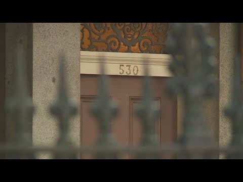 City council votes to override Mayor Cantrell's veto on the use of the Pontalba apartment