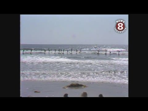 52 surfers on one wave break world record in 1979 in Cardiff, California