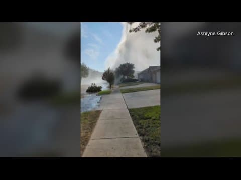 Multiple homes flooded after 33-inch line breaks in Fort Worth neighborhood