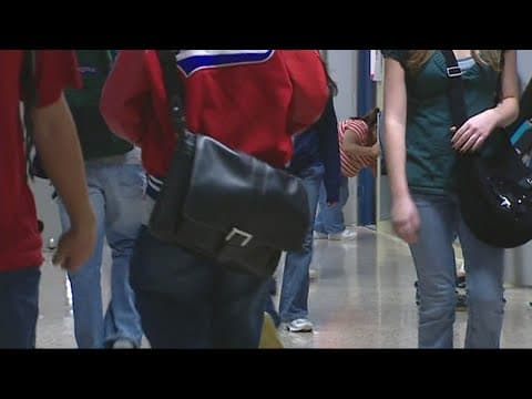 District's continue to struggle with teacher shortage as students head back to school