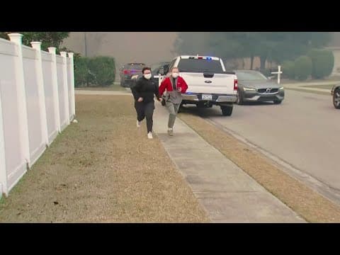 Fire crews battle fires in South Carolina