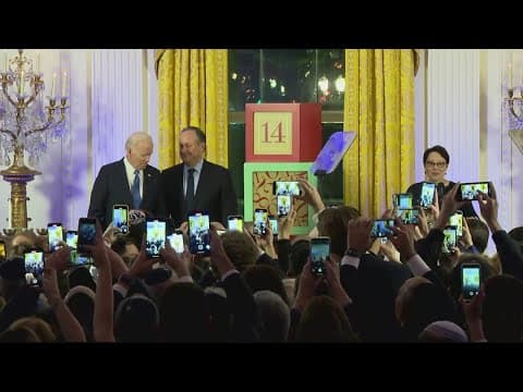 White House hosts Hanukkah ceremony