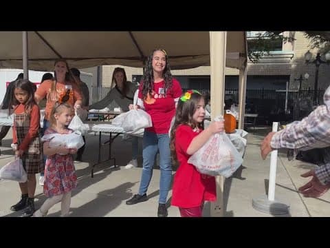 Salvation Army hosts Thanksgiving feast to feed 2000 across San Diego County