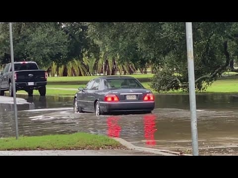 Drainage pump issues exacerbate flooding across New Orleans metro area