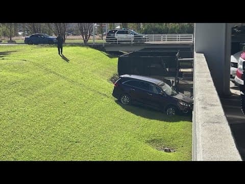 Chase suspect crashes stolen vehicle just outside KHOU 11 studio