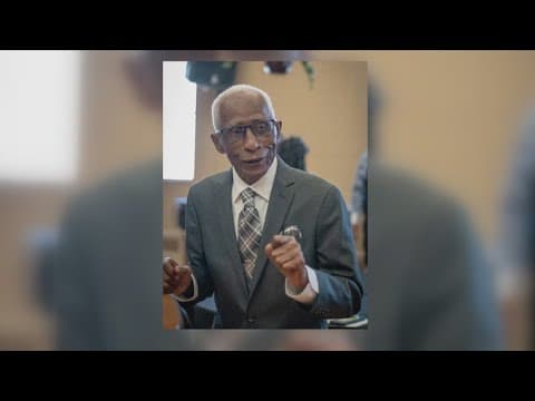 Rev. Leon Troy Sr. among the 2 names being added to Lincoln Theatre Association's 'Walk of Fame'