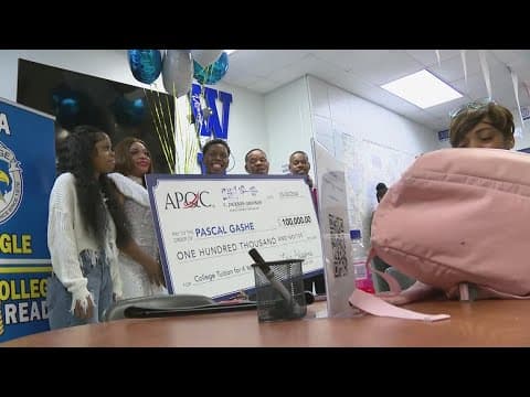 Willowridge HS senior surprised with $100,000 scholarship