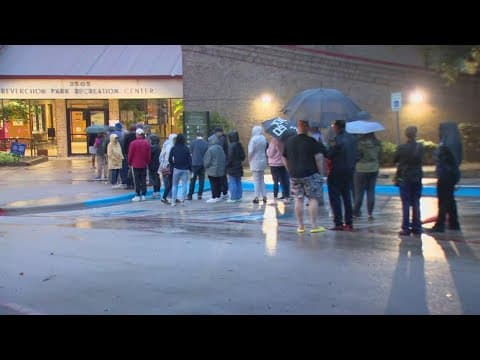 Polls are now open! Dallas County voters are lining up outside polling locations