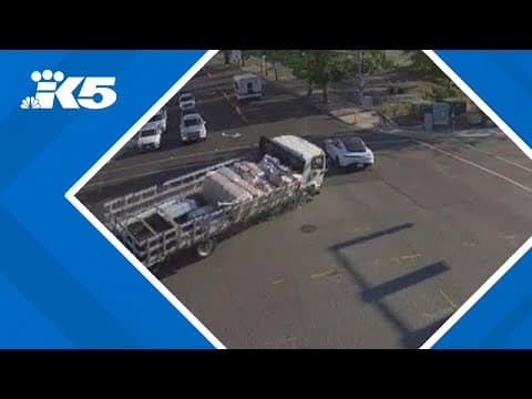 Traffic camera catches close call at Bellevue intersection