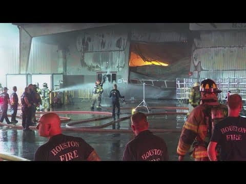 Southeast Houston fire: Cause under investigation