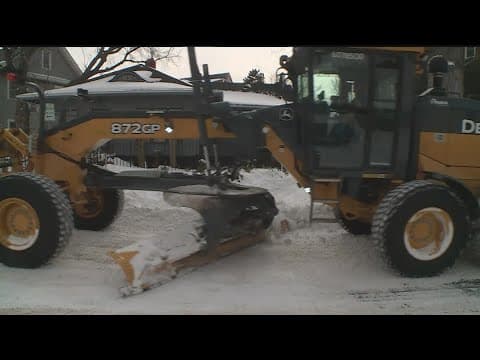 Minneapolis extends snow emergency as Minnesotans dig themselves out