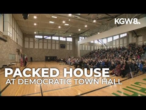 Oregonians concerned over Trump's tariffs, cuts pack Portland town hall hosted by Rep. Maxine Dexter