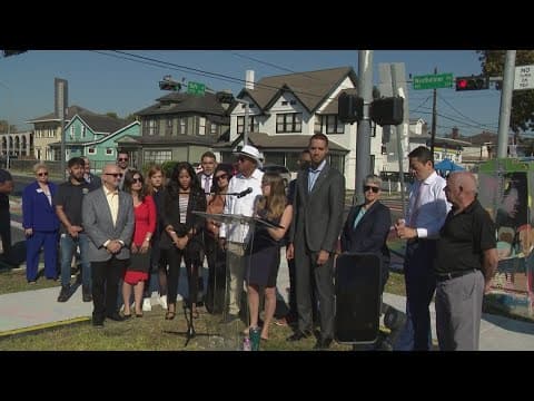 Houston leaders say they'll fight to save rainbow Pride crosswalks in Montrose