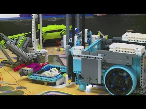 Saint Paul students are leveling up their education with Legos